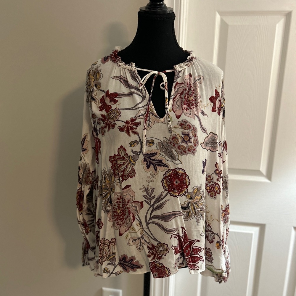 Women’s Size XL Sanctuary Floral Blouse